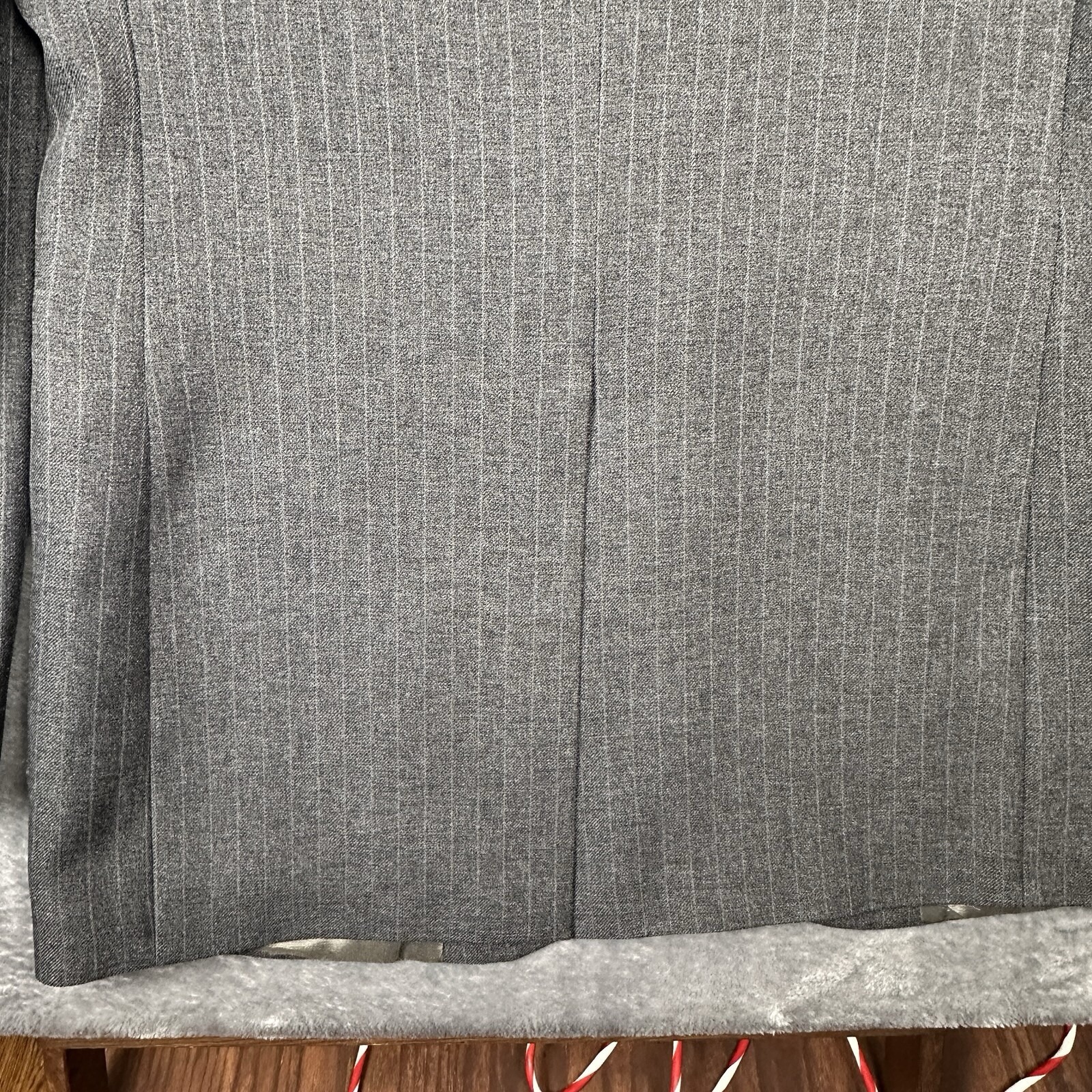 Highland Park Suit Blazer Sport Coat Size 40l Gray Stripe 2 Button Lined Usa — image 5 of 8